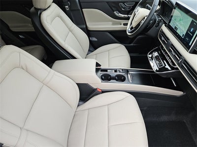 2026 Lincoln Corsair Premiere