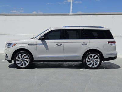 2024 Lincoln Navigator Reserve