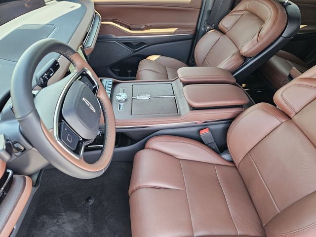 2027 Lincoln Navigator Reserve