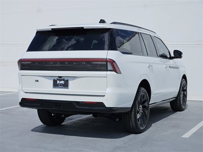 2025 Lincoln Navigator Reserve