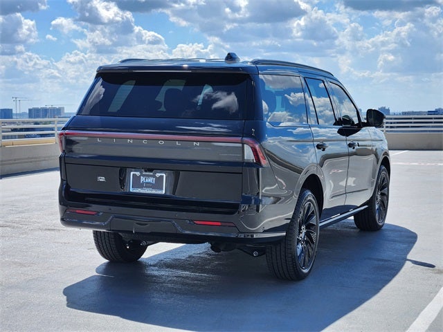 2025 Lincoln Navigator Reserve