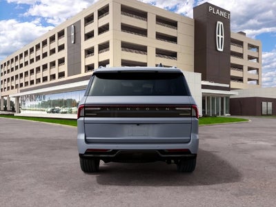2027 Lincoln Navigator Reserve