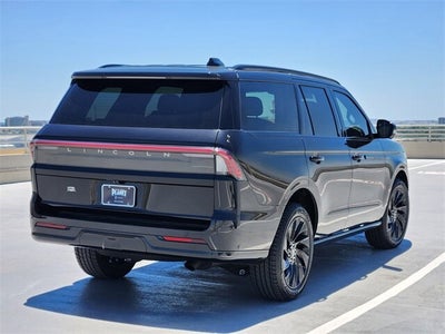 2025 Lincoln Navigator Reserve