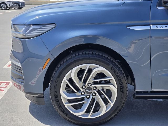 2027 Lincoln Navigator Reserve