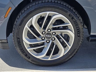 2027 Lincoln Navigator Reserve
