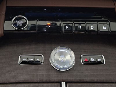 2027 Lincoln Navigator Reserve