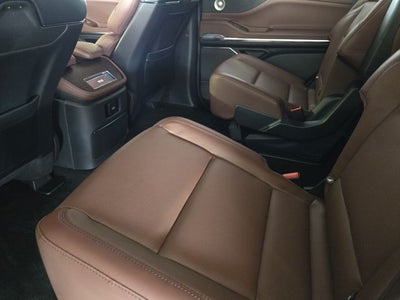 2027 Lincoln Navigator Reserve
