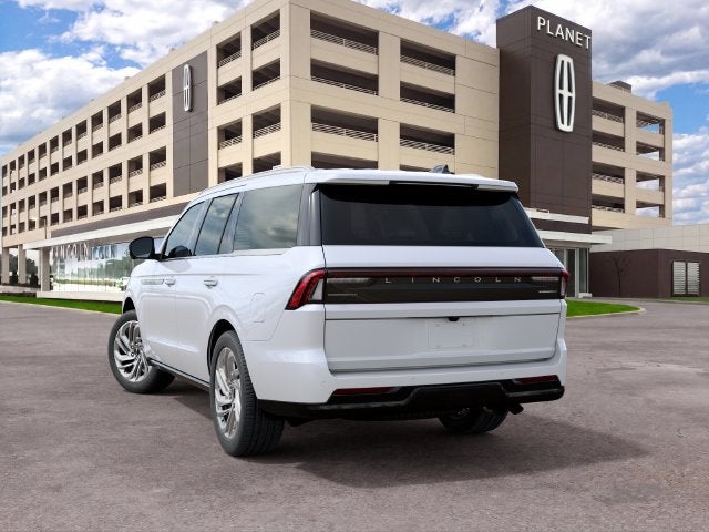 2027 Lincoln Navigator Reserve