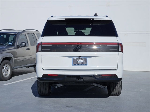 2025 Lincoln Navigator Reserve