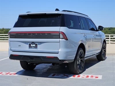 2025 Lincoln Navigator Reserve