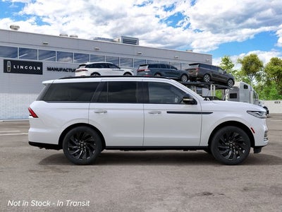 2027 Lincoln Navigator Reserve
