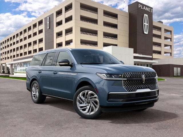 2027 Lincoln Navigator Reserve