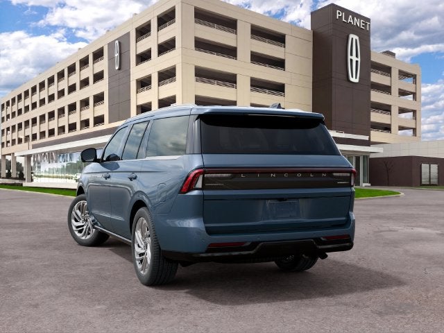 2027 Lincoln Navigator Reserve