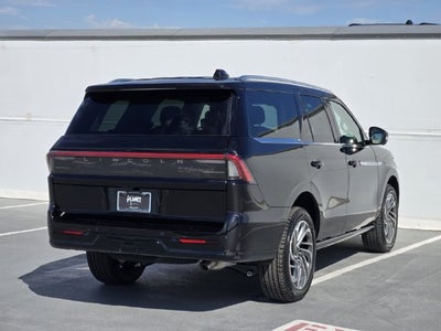 2027 Lincoln Navigator Reserve