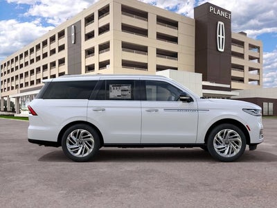 2027 Lincoln Navigator Reserve