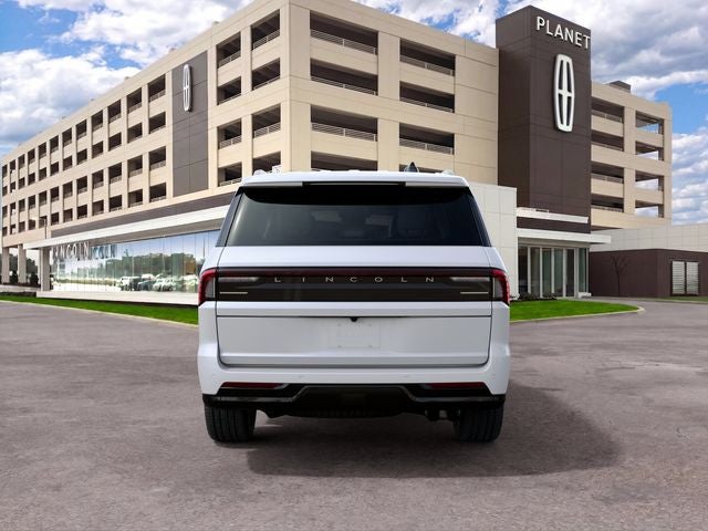 2027 Lincoln Navigator Reserve
