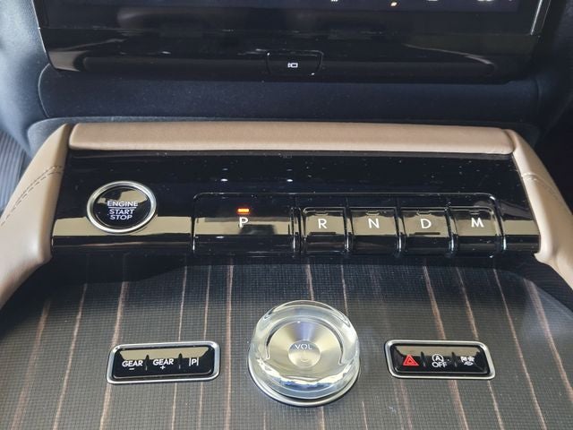2025 Lincoln Navigator Black Label