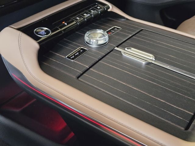 2025 Lincoln Navigator Black Label
