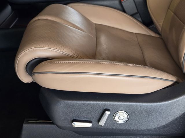 2025 Lincoln Navigator Black Label