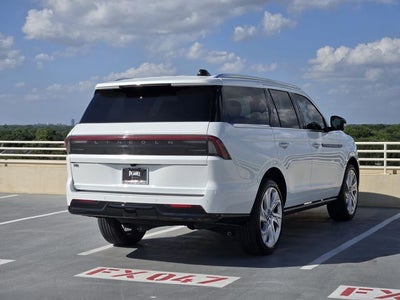 2025 Lincoln Navigator Black Label