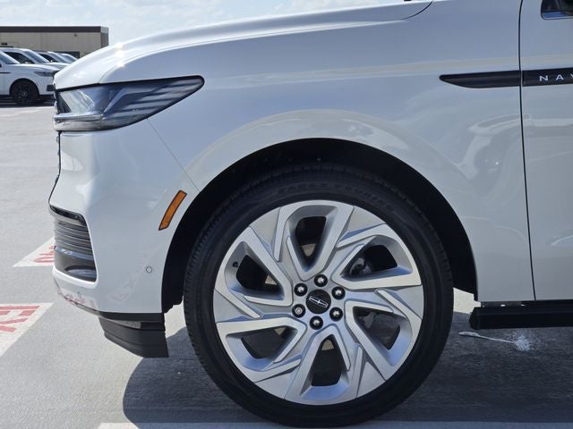 2025 Lincoln Navigator Black Label