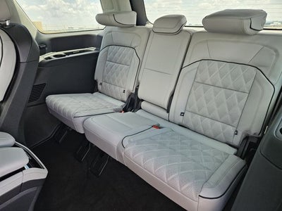 2026 Lincoln Navigator Black Label