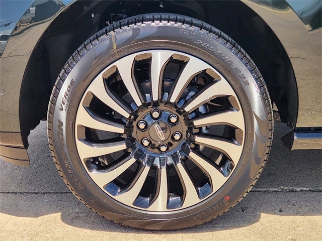 2024 Lincoln Navigator Black Label