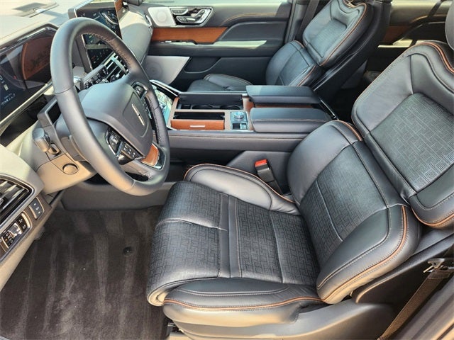 2024 Lincoln Navigator Black Label