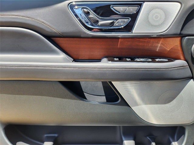 2024 Lincoln Navigator Black Label