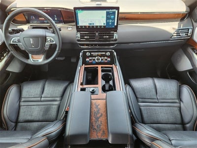 2024 Lincoln Navigator Black Label