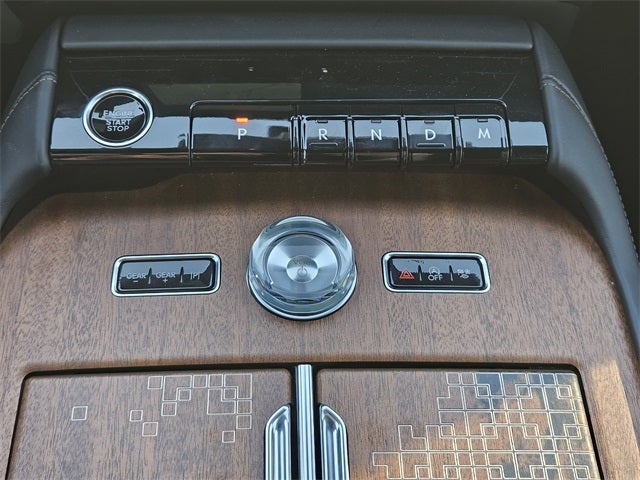 2025 Lincoln Navigator Black Label