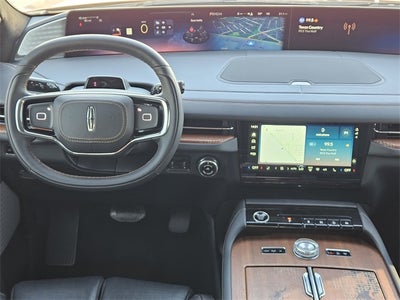 2025 Lincoln Navigator Black Label