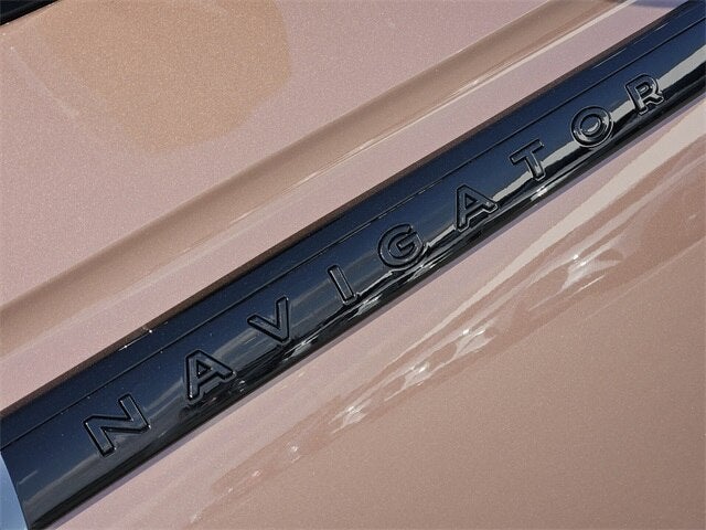 2025 Lincoln Navigator Black Label
