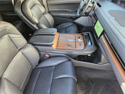 2025 Lincoln Navigator Black Label