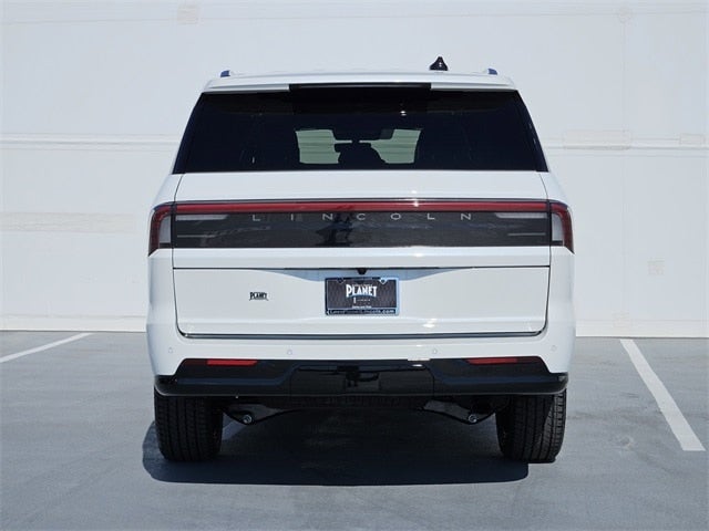 2025 Lincoln Navigator Black Label