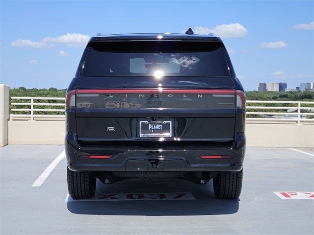 2025 Lincoln Navigator Black Label