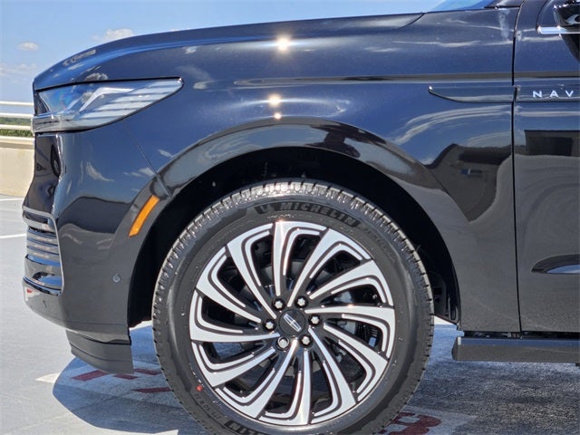 2025 Lincoln Navigator Black Label