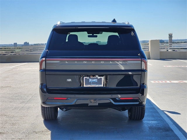 2025 Lincoln Navigator Black Label
