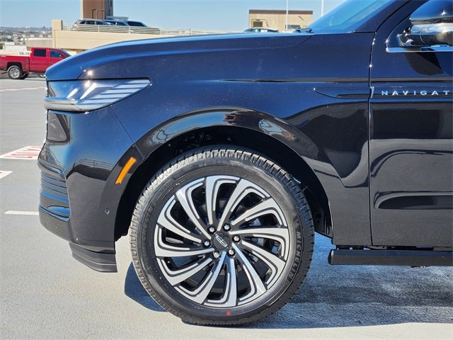 2025 Lincoln Navigator Black Label