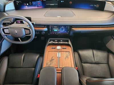 2025 Lincoln Navigator Black Label