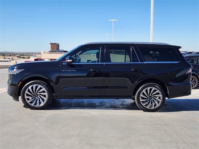 2025 Lincoln Navigator Black Label