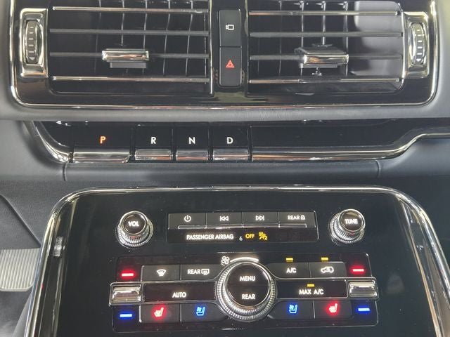 2024 Lincoln Navigator Black Label