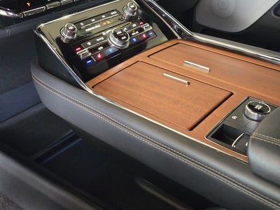 2024 Lincoln Navigator Black Label