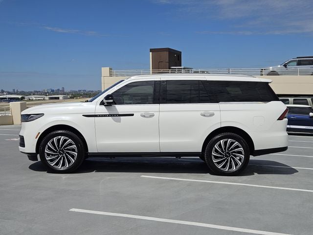 2025 Lincoln Navigator Black Label