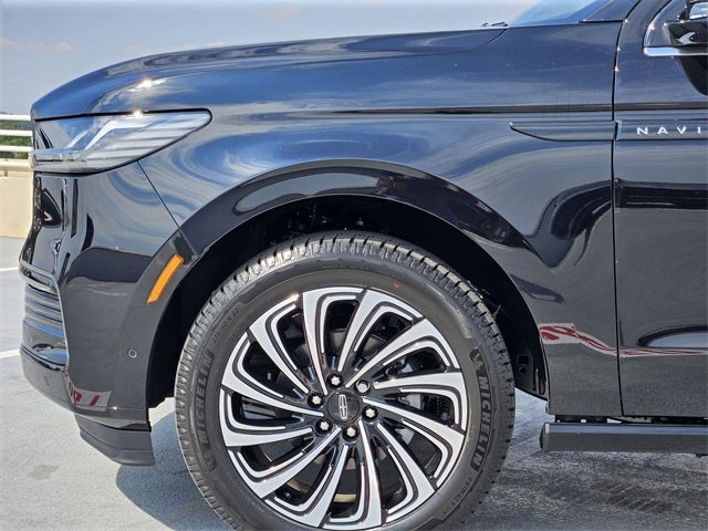 2025 Lincoln Navigator Black Label