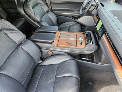 2025 Lincoln Navigator Black Label