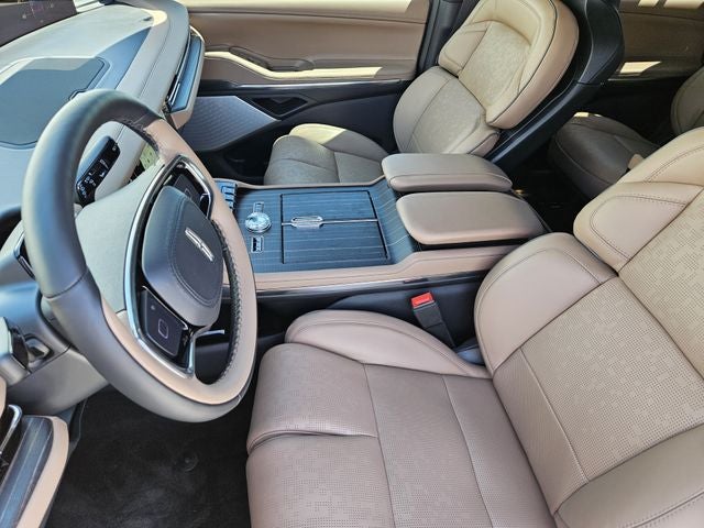 2027 Lincoln Navigator Black Label