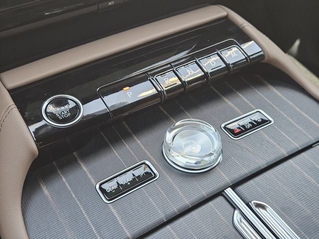 2027 Lincoln Navigator Black Label