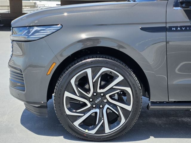 2027 Lincoln Navigator Black Label