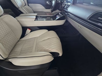 2024 Lincoln Navigator Black Label